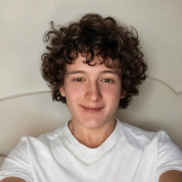 Julian - professeur de mathématiques - Paris