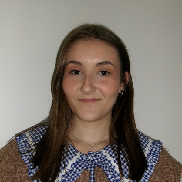 Clara - Prof de droit civil - Lille