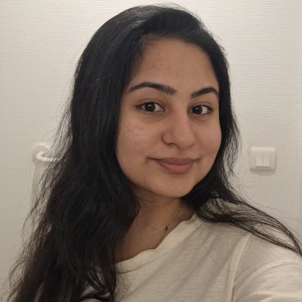 Oummekoulsoum - Prof de français - Paris