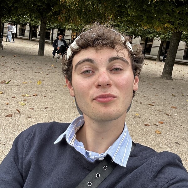 Luka - Prof d'anglais - Bruxelles