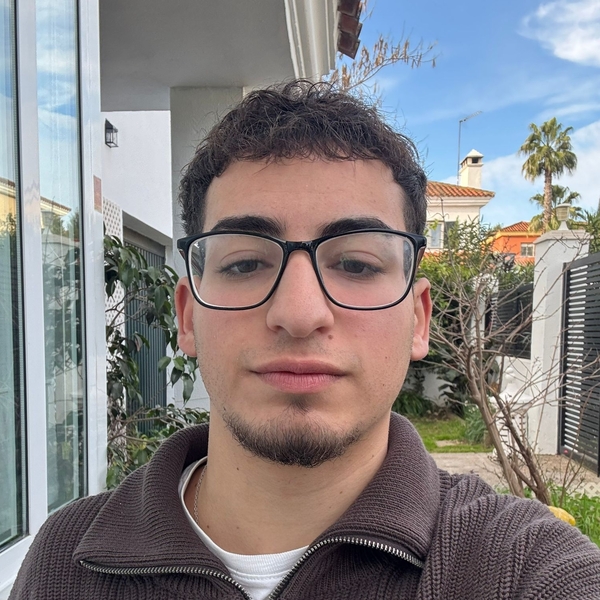 Víctor - tutor académico - Mairena del Aljarafe