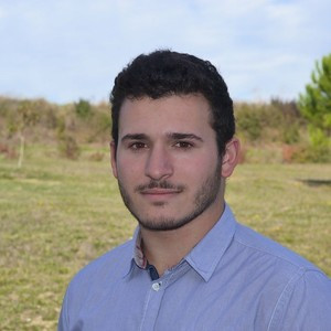 Ugo - Prof de physique - chimie - Cauzac