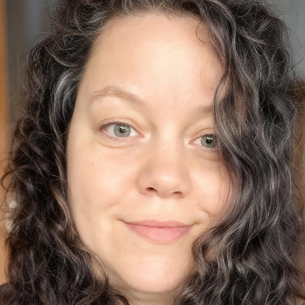 Jennifer - Guitar tutor - Evart
