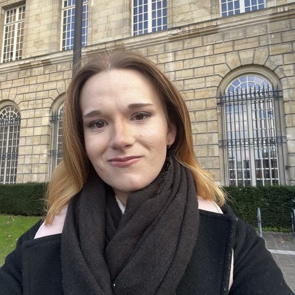 Iris - Prof de maths - Issy-les-Moulineaux