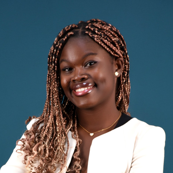 Maria Kelly - Prof de français - Clamart