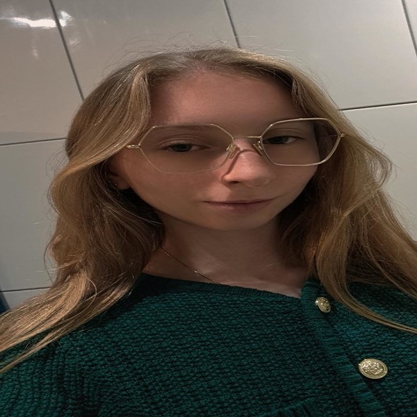 Anya - Prof de maths - Saint-Avold