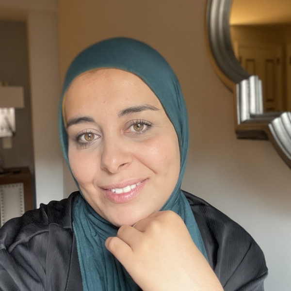 Fatiha - Prof de soutien pour élèves avec autisme - Genève