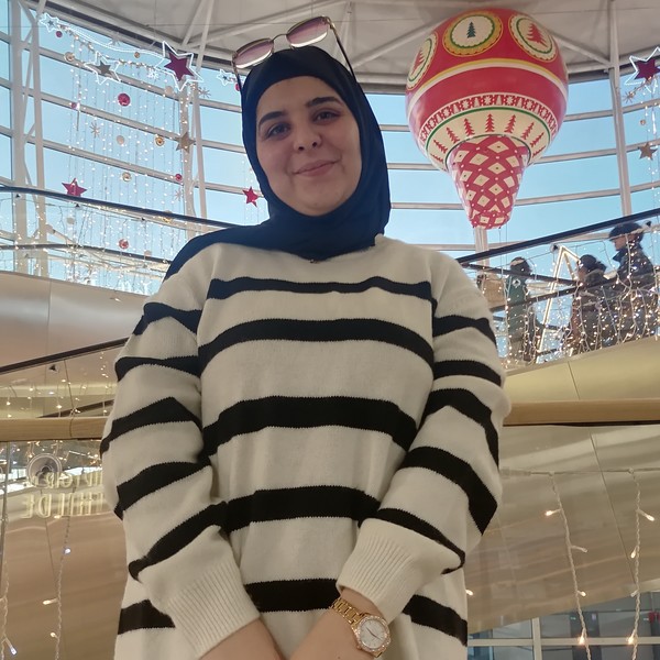 Majda - Prof de maths - Annemasse