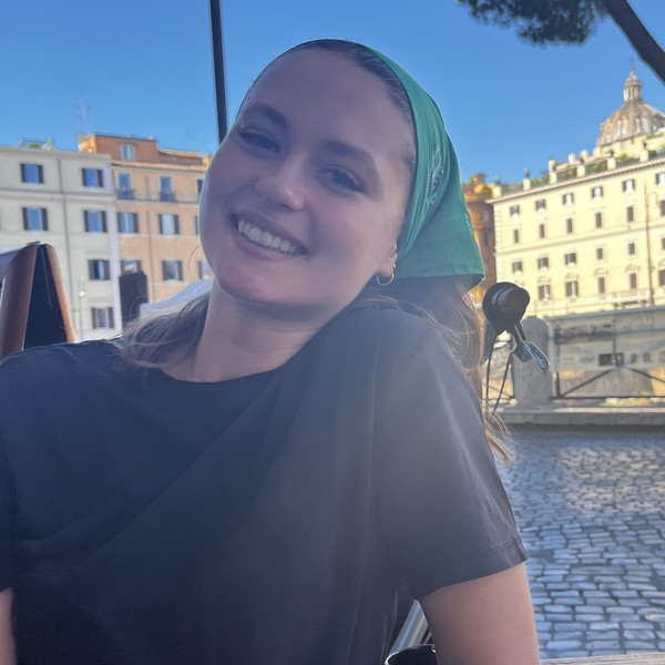 Maelann - Prof de droit constitutionnel - Fontenay-aux-Roses