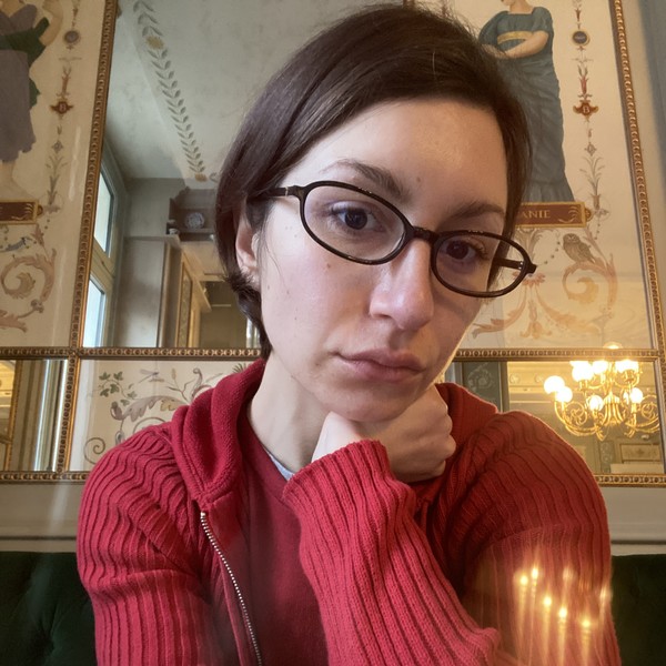 Larysa - Prof de russe - Saint-Germain-en-Laye