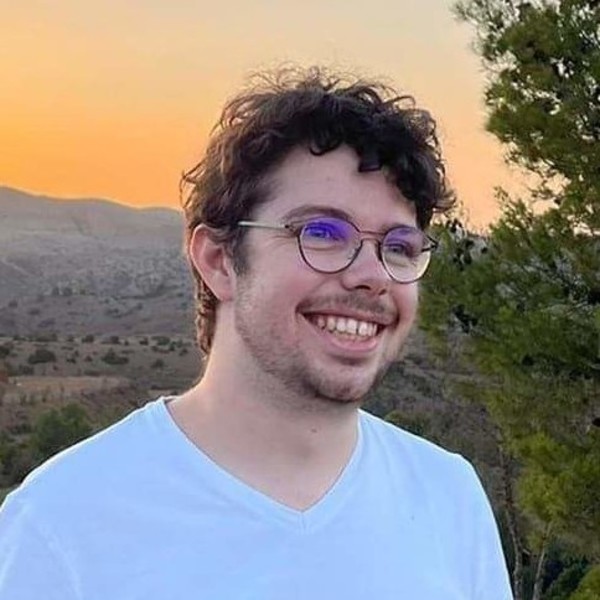 Jullien - Prof de français - Nîmes