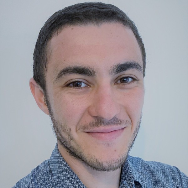 Yanis - Prof de français - Annecy