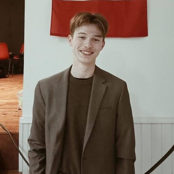 Lucas - Prof d'aide aux devoirs - Tours