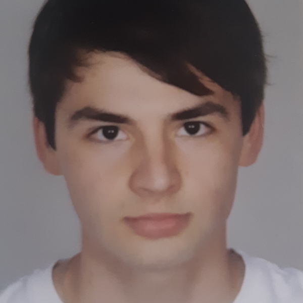 Ugo - Prof de maths - Thionville