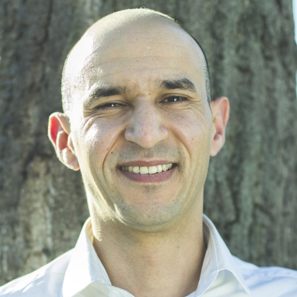 Slimane - Prof de portugais brésilien - Paris