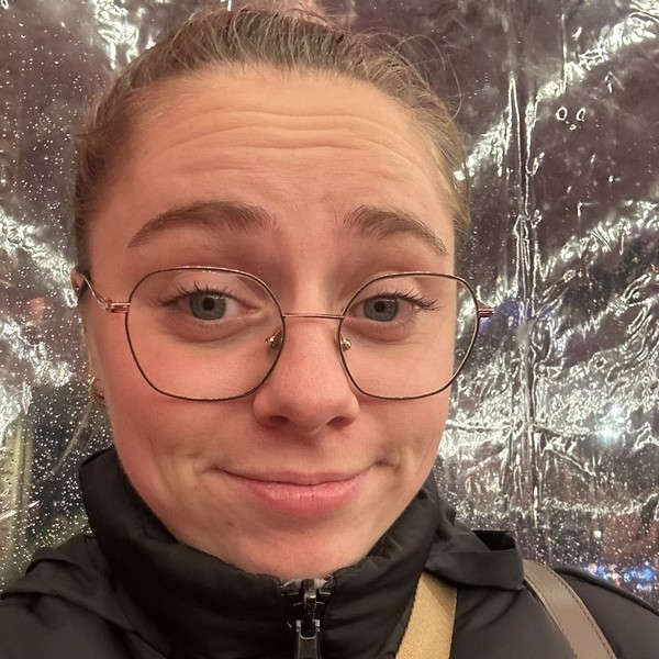 Sarah - Prof de maths - Gondecourt