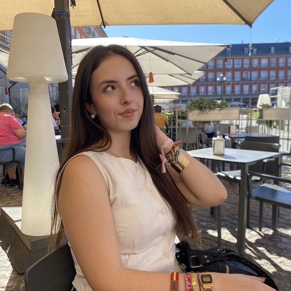 Alba - Prof d'espagnol - Paris