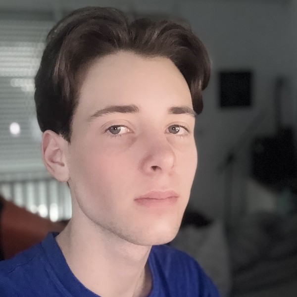 Andy - Prof d'initiation informatique - Villeneuve-lès-Avignon