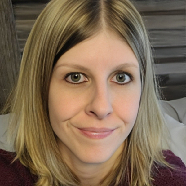 Serena - Computer programming tutor - Laval