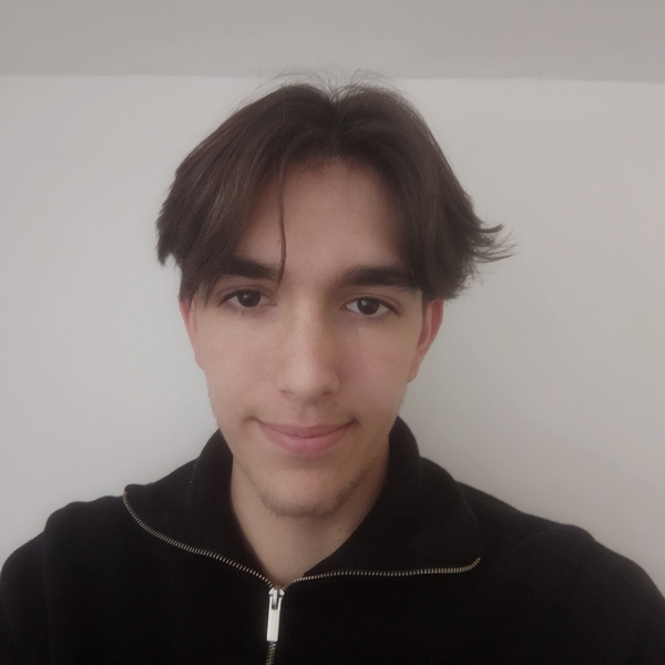 Antoine - Prof de maths - Grenoble