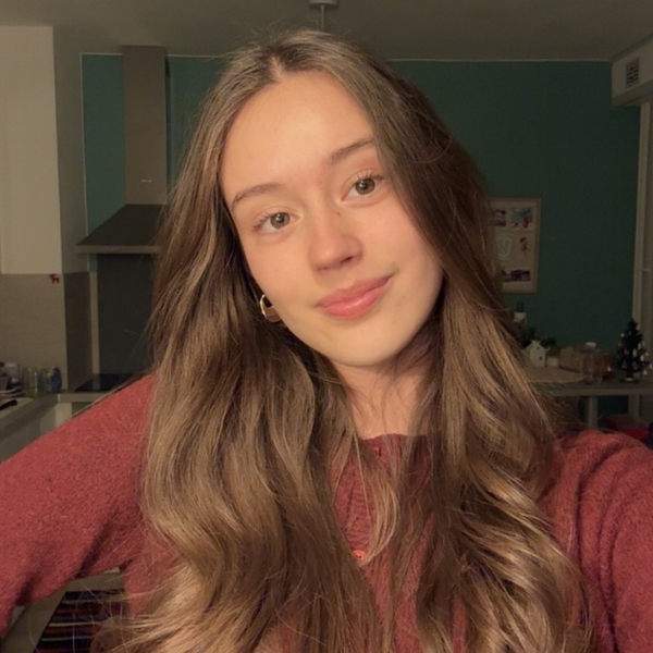 Alice - Prof de français - Besançon