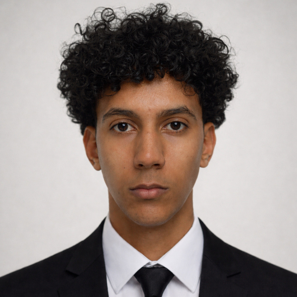 Mahmud - Prof d'espagnol - Parthenay