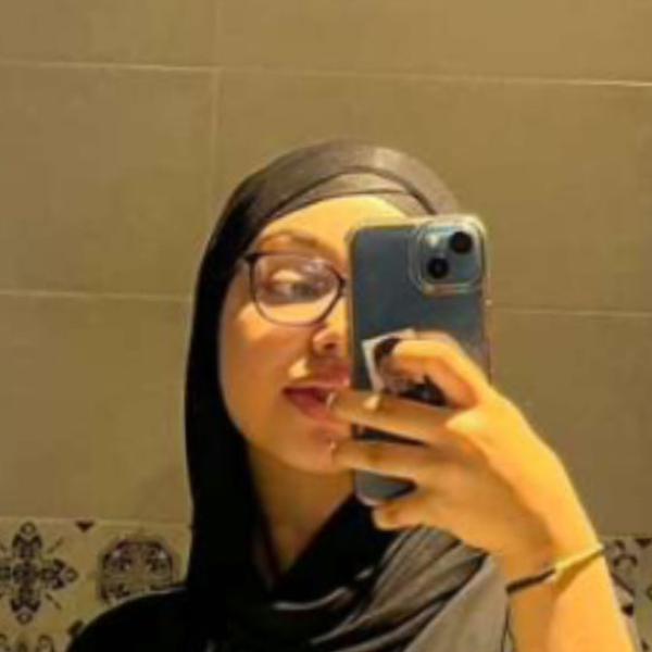 Zineb - Prof de physique - Casablanca