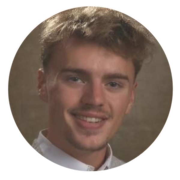 Adam - Prof de maths - Cauville-sur-Mer