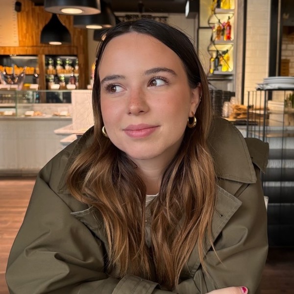 Thaïs - Prof d'anglais - Marseille