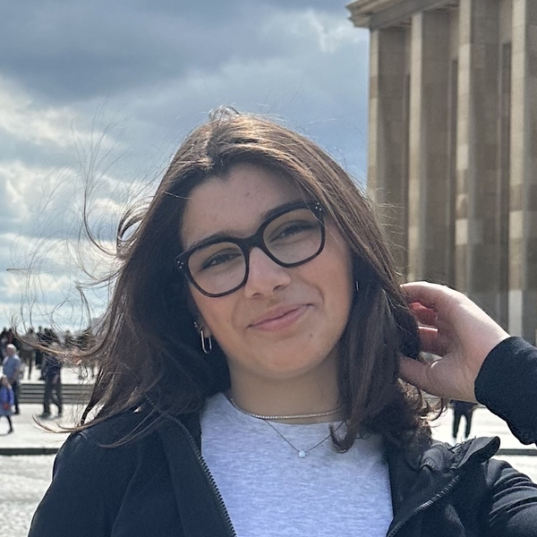 Livie - Prof de français - La Tour-de-Peilz