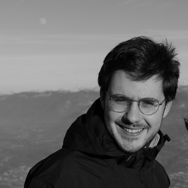 Romain - Prof d'histoire - La Roche-sur-Yon