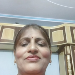 Renu - Economics teacher - New Delhi