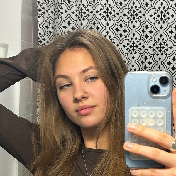 Элина - Prof de russe - Orléans