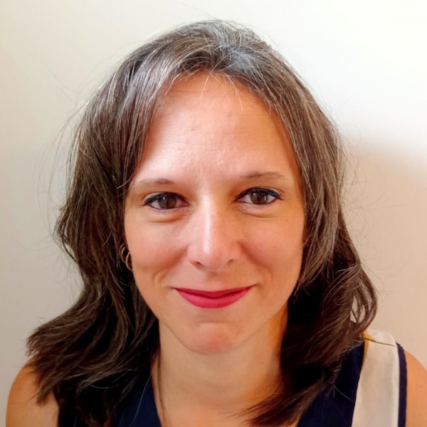 Laura - Prof de fle - français langue étrangère - Monceaux