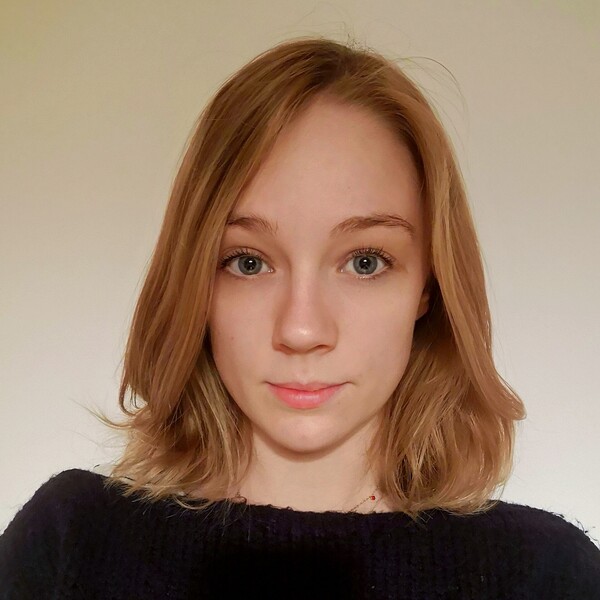 Nikol - Prof de maths - Genève