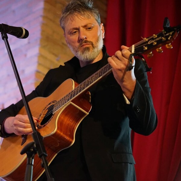 Tommi - Profe de guitarra - Terrassa