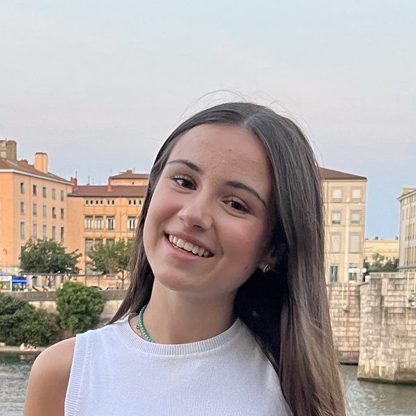 Aurore - Prof de soutien scolaire - Simandres