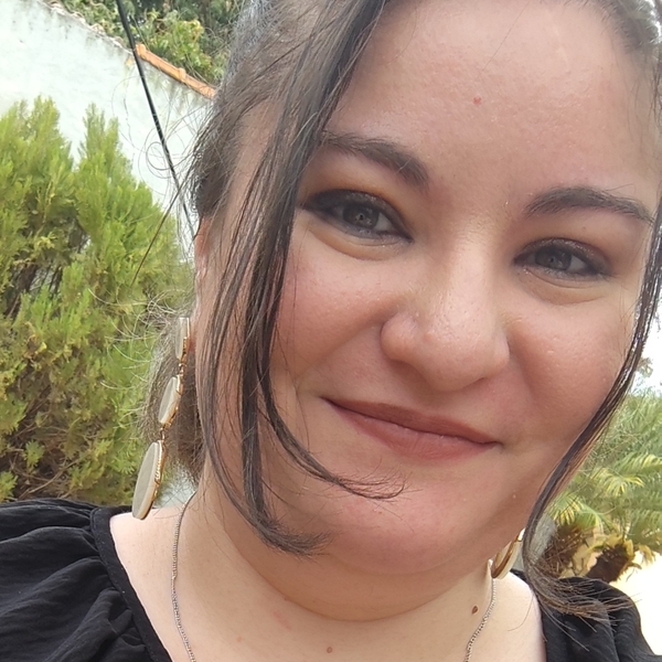 Luana - Professor de espanhol - Ribeirão Preto