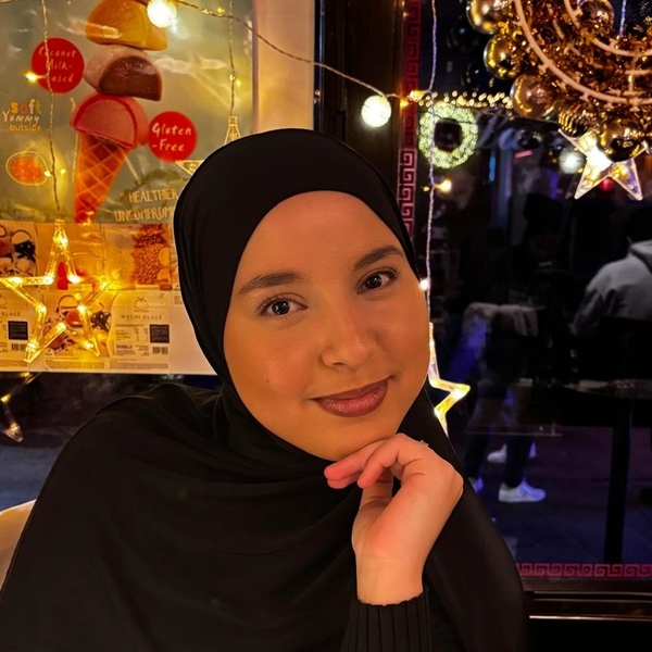 Ambrine - Prof de français - Tours