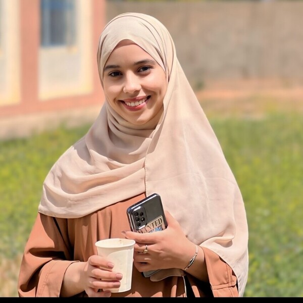 Firdaous - Prof d'arabe - 
