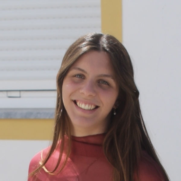 Carolina - Professor de auxílio nos trabalhos de casa - Cascais