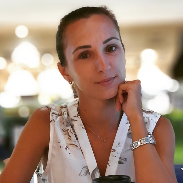 Елизавета - French teacher - Dubai