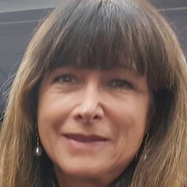 Lesa - English tutor - Applecross