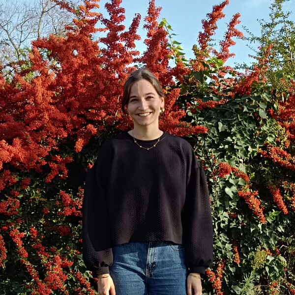 Flora - Prof de maths - Paris