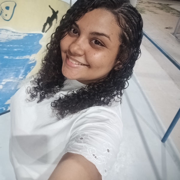 Eduarda - Professor de auxílio para alunos com autismo - Pacajus