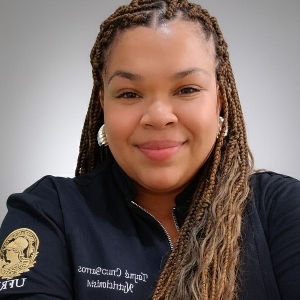 Tayná - Professor de nutrição - Rio de Janeiro