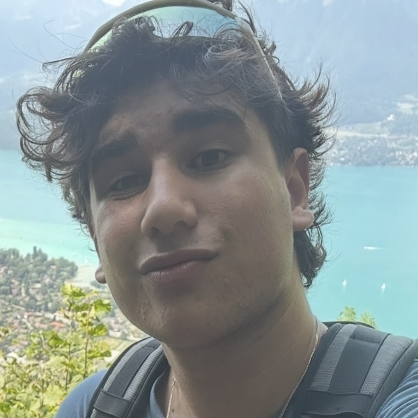 Baptiste - Prof de maths - Annecy