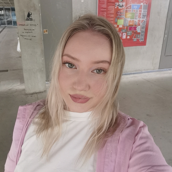 Ekaterina - Prof de Russe - Toulouse
