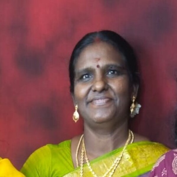 Maheswari M K - Computer programming tutor - Vellanaipatti