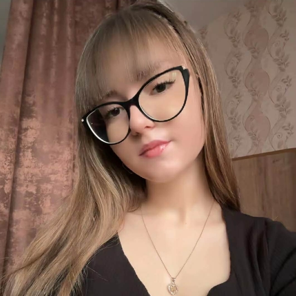 Simona - Учител по Английски език - Перник